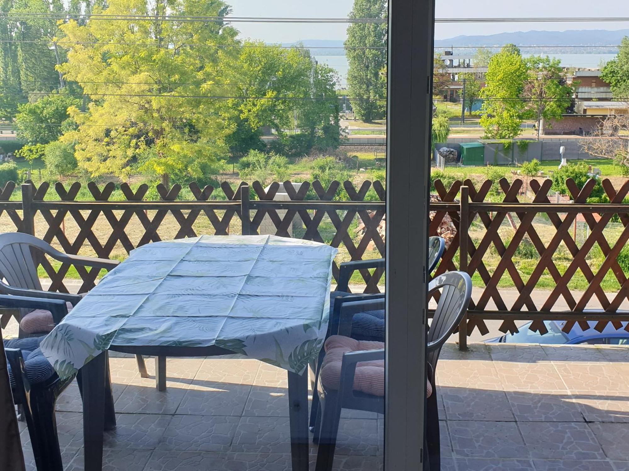 Sophie Apartment With Balcony Balatonberény Esterno foto