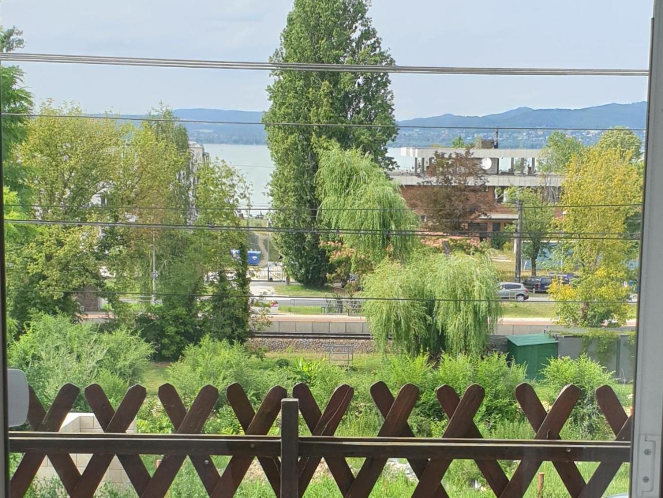 Sophie Apartment With Balcony Balatonberény Esterno foto